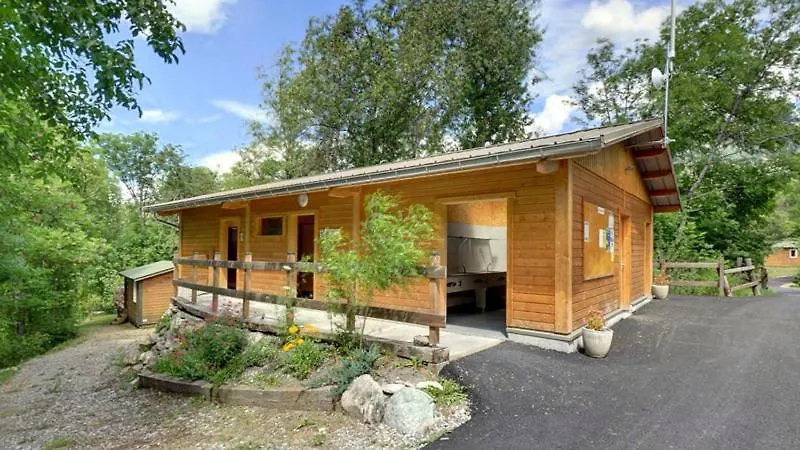 Camping Les Airelles - Maeva Baratier France
